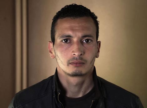 Dan je osvojio noć (Le Jour a vaincu la nuit), red.  Jean-Gabriel Pèriot