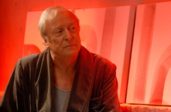 Njuškalo (Sleuth), red. Kenneth Branagh