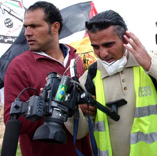 Pet uništenih kamera (5 Broken Cameras), red. Emad Burnat, Guy Davidi