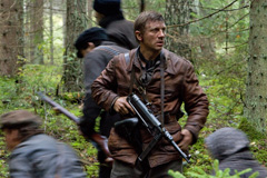 Prkos (Defiance), red. Edward Zwick
