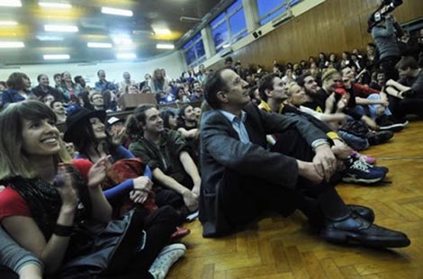 Blokada, red. Igor Bezinović