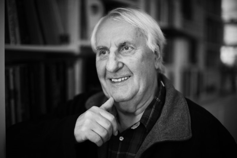 Branko Šömen (Maribor, 1936.), slovenski novinar, književnik, publicist i filmski scenarist