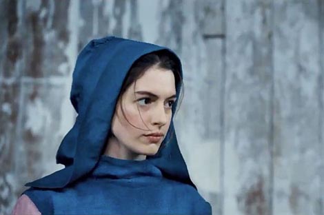 Jadnici (Les Misérables), red. Tom Hooper